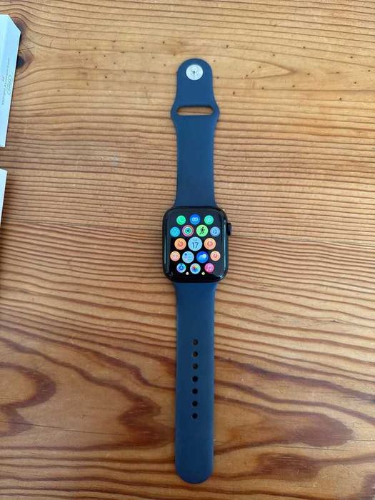 Apple Watch SE 2nd Generation (2024)64551827749379121