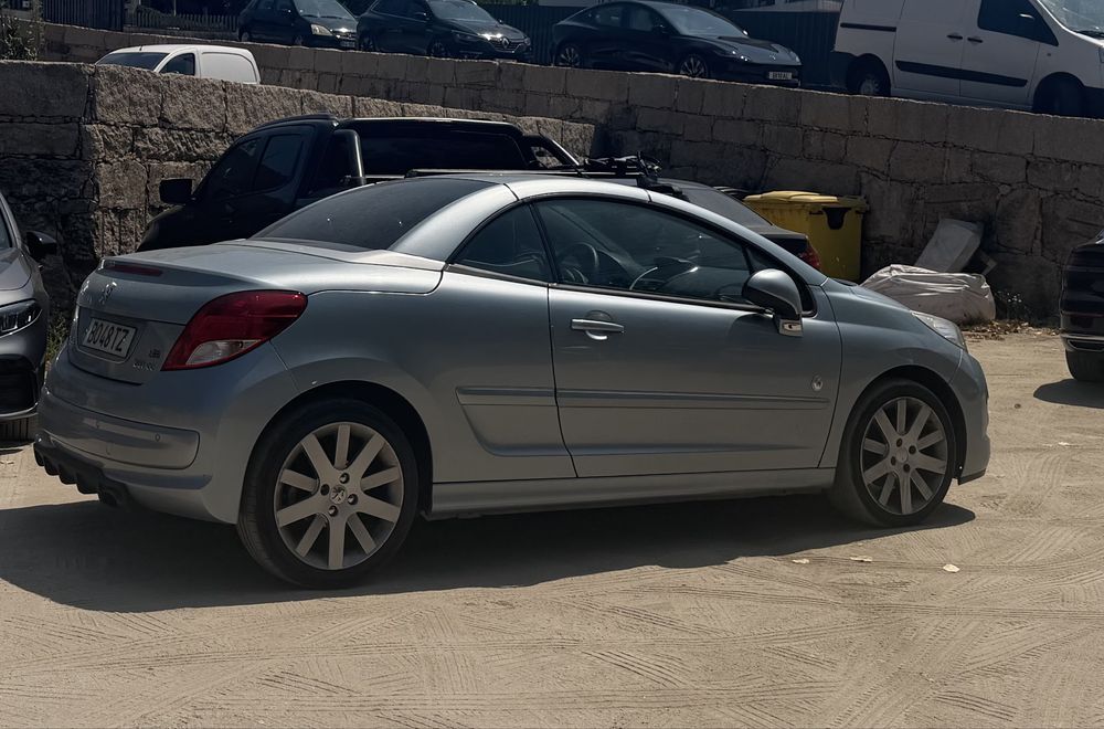 Peugeot 206 CC 1.6 Gasolina | 170.000 km
