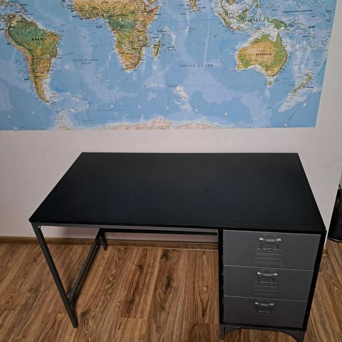 Biurko do nauki z szufladami