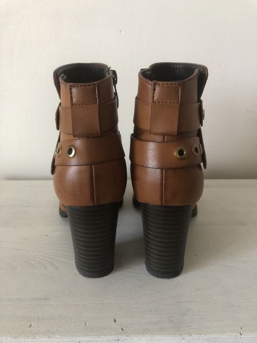 Botins castanhos (camel)- Calçado Guimarães - Nº 36