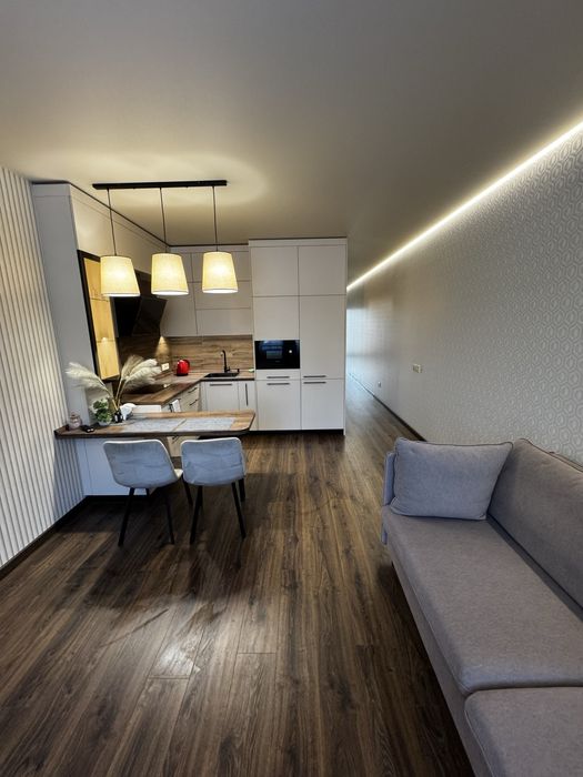 Подобова оренда апартаментів ЖК Вікінг Парк Зелена/Пимоненка/Пасічна