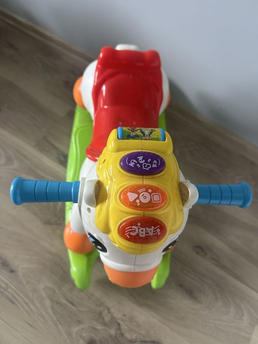 Konik na biegunach dla dziecka