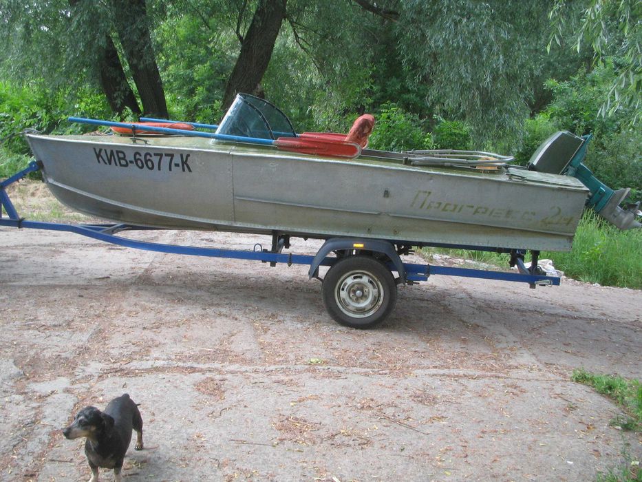 Лодка Прогресс 2М, лафет, 2 мотора