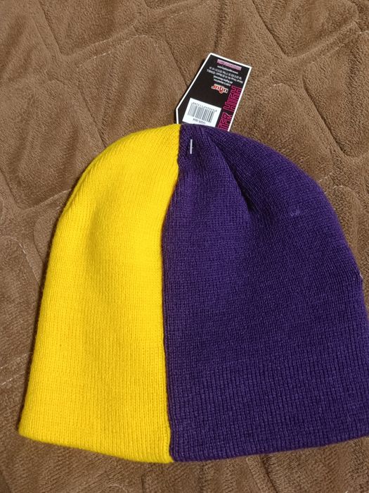 Продам шапки Monster High