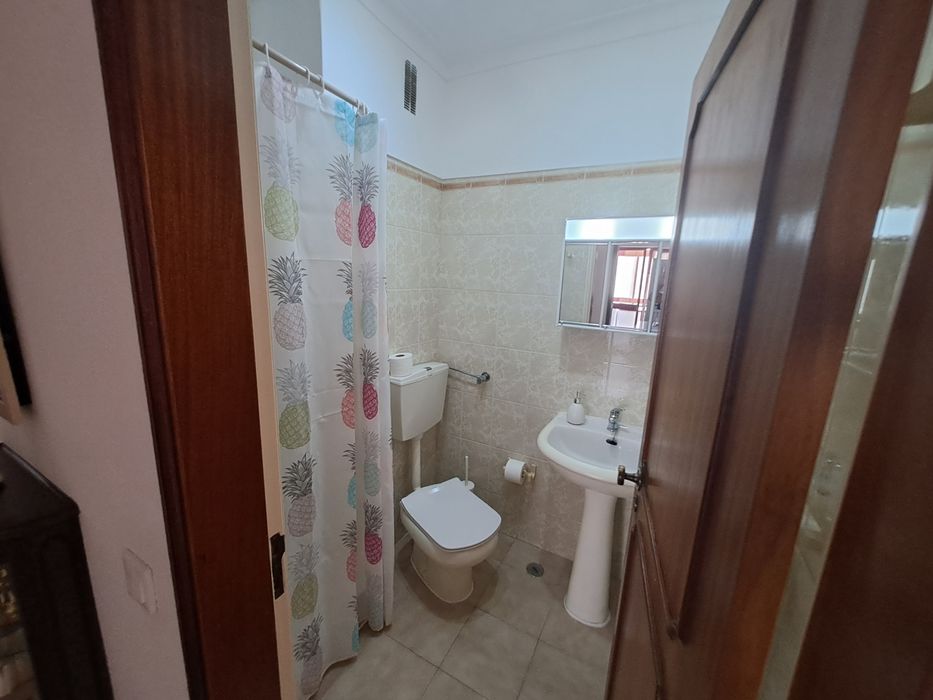 Férias Algarve - T2 com garagem na Praia da Rocha.