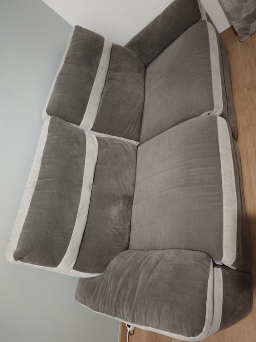 Sofá Conforama Xxl em Tecido de Grande Largura