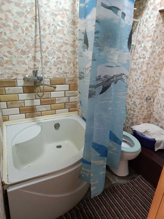 Сдам гостинку ХТЗ ул Косарева 5