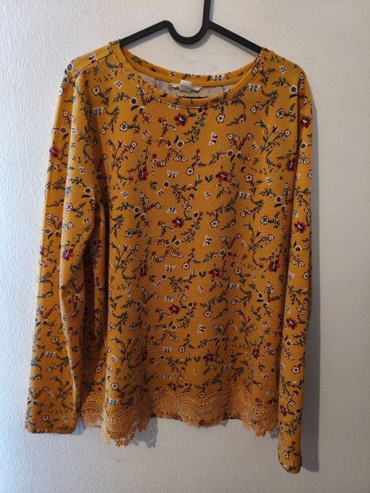 Roupa para mulher nova,mala preta nova.