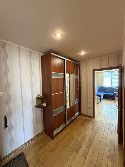 3 к квартира, площа 53 м2, гараж в подарунок. Держпрограми