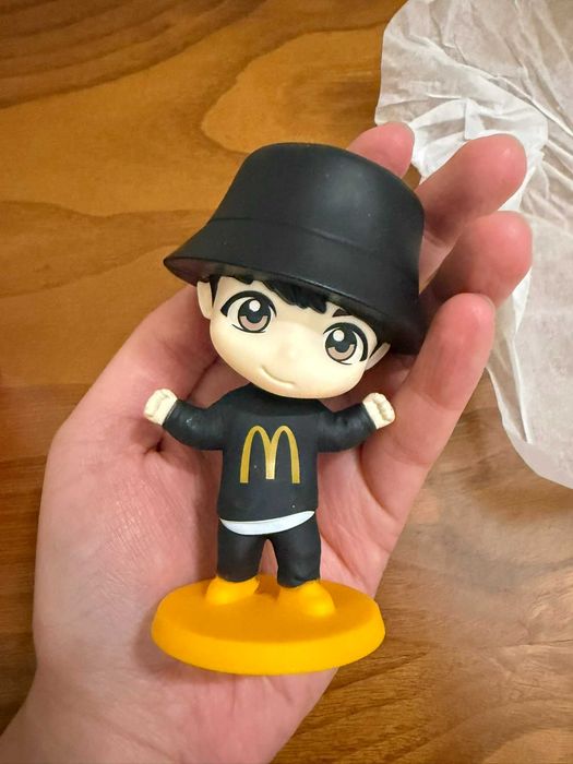 McDonalds Tiny Tan - Jung Kook