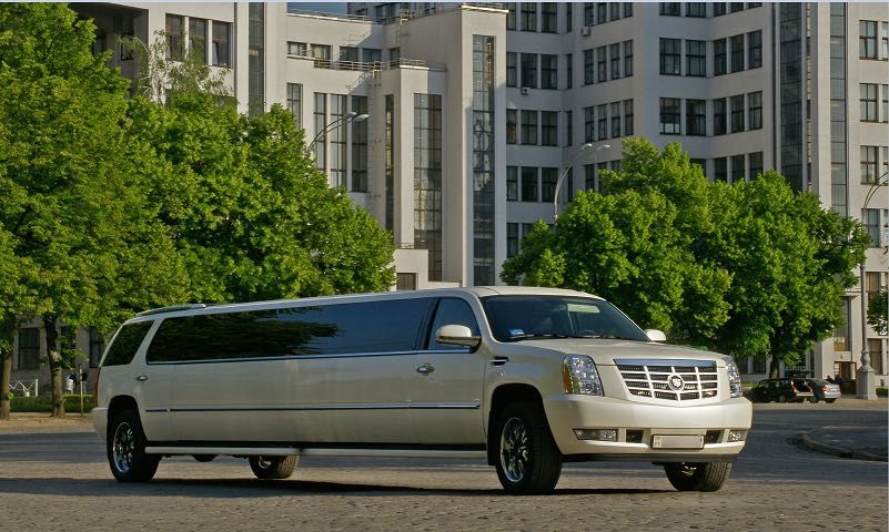 Аренда, прокат, заказ лимузинов с водителем в Харькове