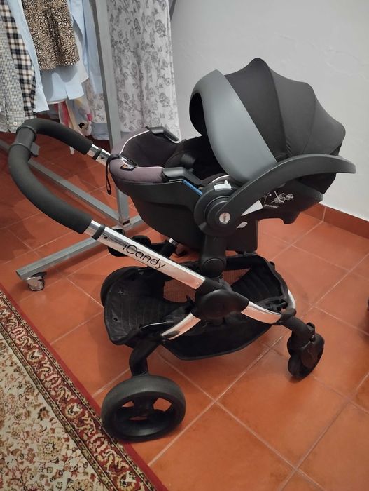 Carrinho bebé gêmeos