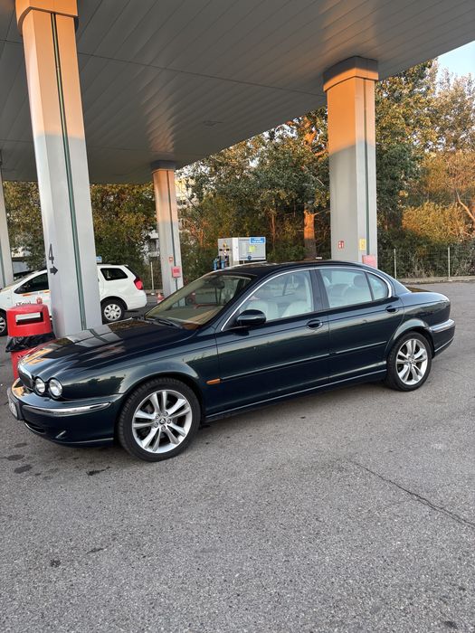 Jaguar X-Type