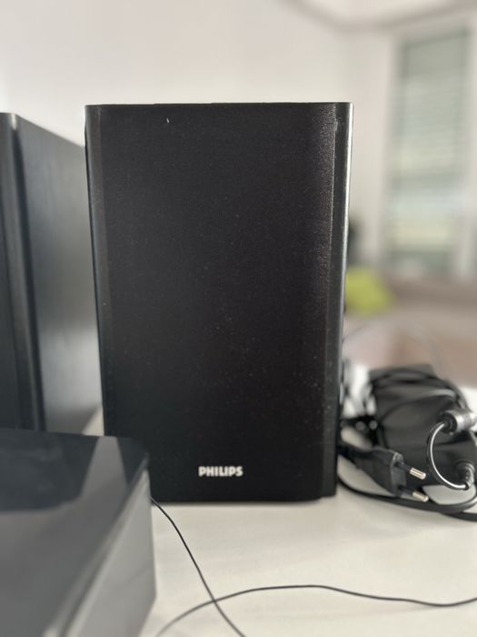 Aparelhagem Philips (2008) CD/DVD/USB. Em bom estado (Visor sem Luz).