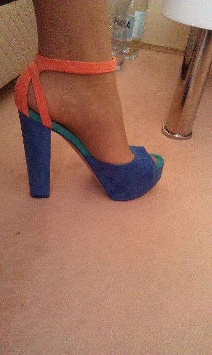 Śliczne buciki Firmy Bershka