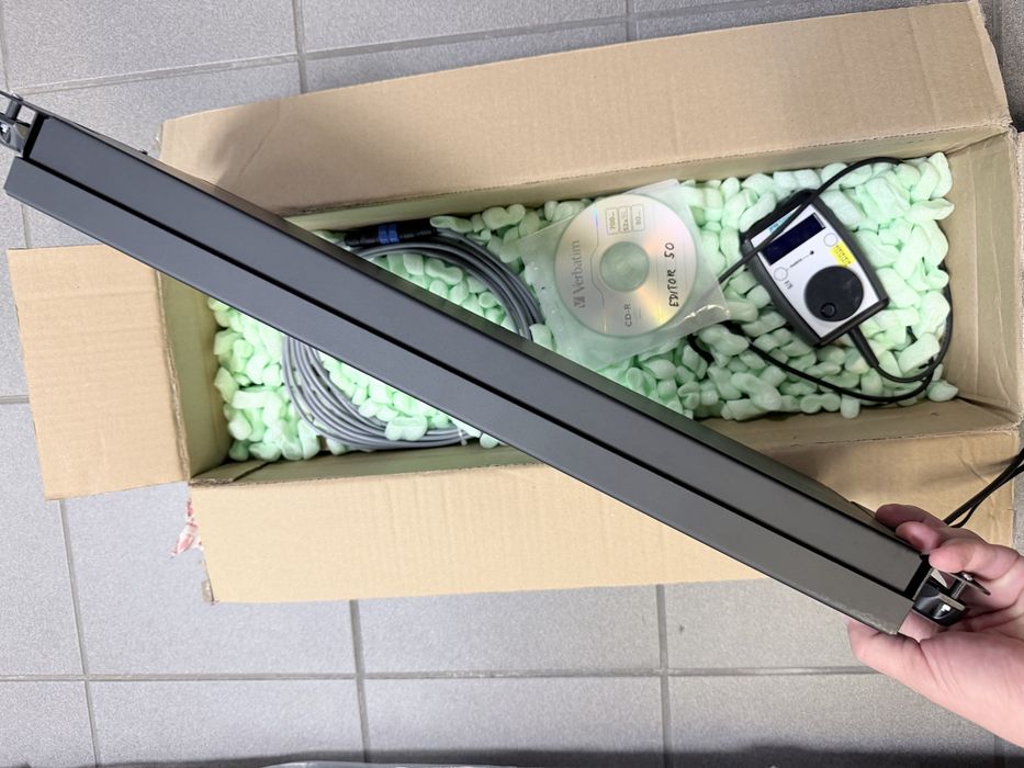 Tablica  samochodowa led wyświetlacz podnosony TVRDEX