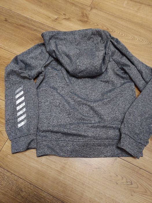 Zasuwana sportowa bluza z kapturem