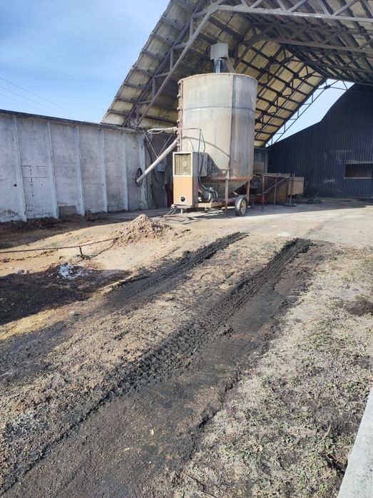 Мобільна зерносушка