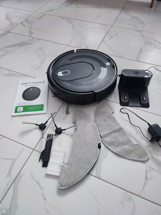 Робот пилосос Clenova w7