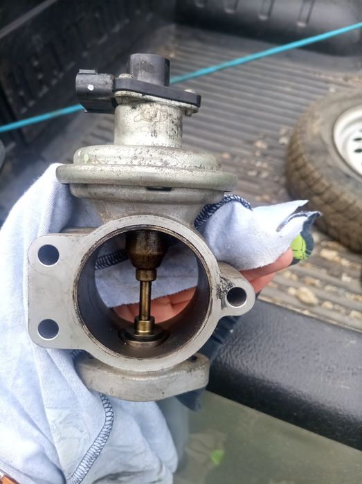 Zawór EGR toyota hilux 2009 rok 3.0