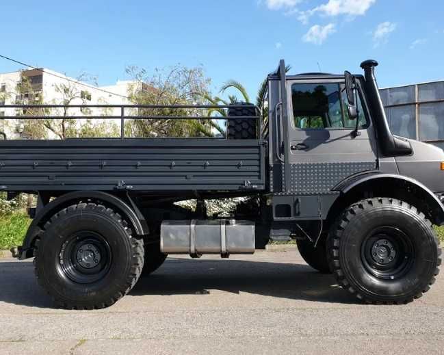 Unimog U1300 em estado excecional, com várias melhorias