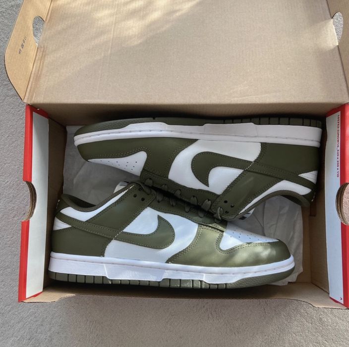 Nike Dunk Low Olive