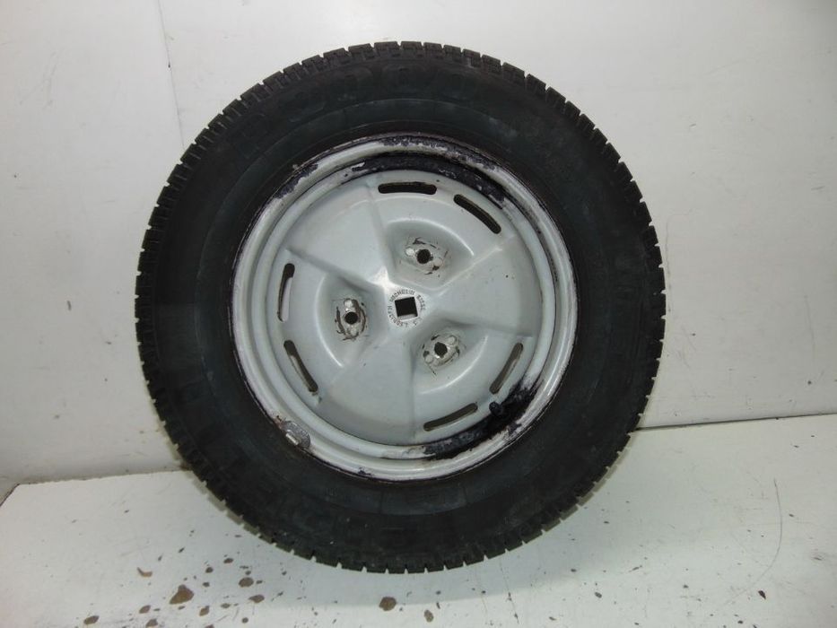 Citroen visa jante com pneu