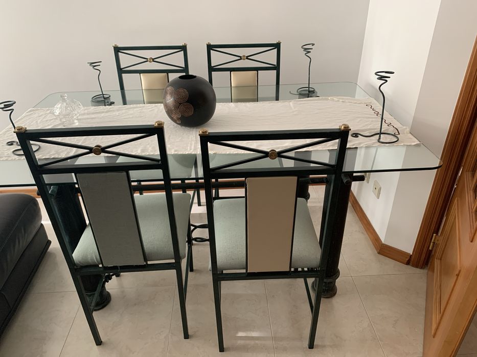 Mesa vidro ,estrutura de ferro enfurujado  ! Tam, 170mm x100mm