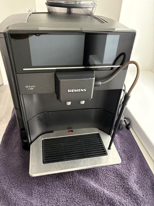 Siemens EQ.6 plus s100   W pełni sprawny Pyszna kawa