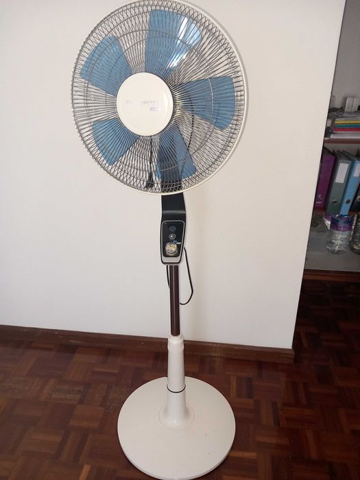 Ventoinha de Pé Rowenta Turbo Silence Extreme – Excelente Estado