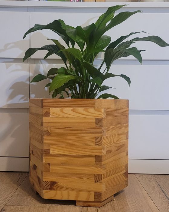 Donica drewniana sześciokątna