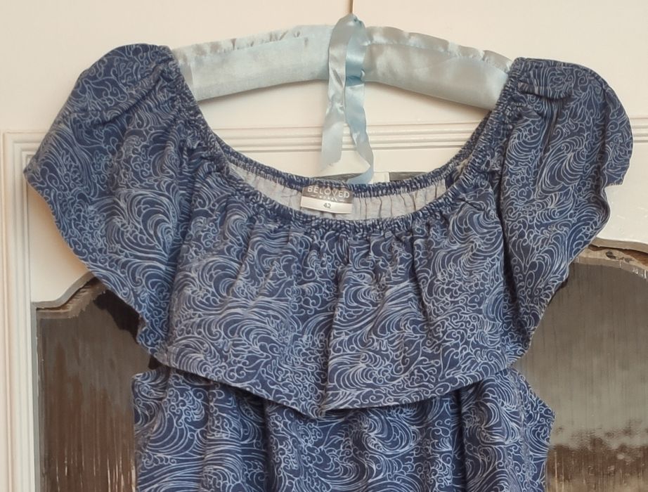 Sukienka bez rękawów