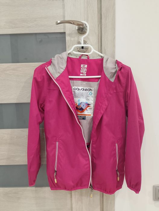 Kurtka Softshell przejściowa w góry 4F 146 różowa