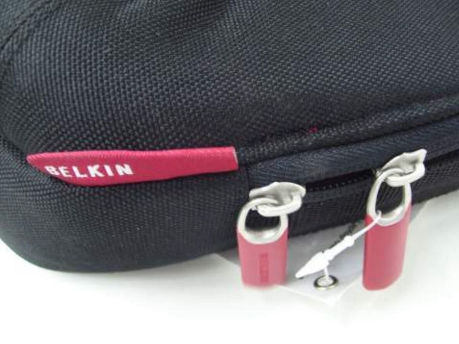 Сумка для комп'ютера Belkin підходить для 17 дюймів