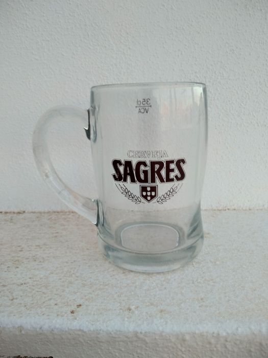 Canecas de vidro da cerveja Portuguesa Sagres