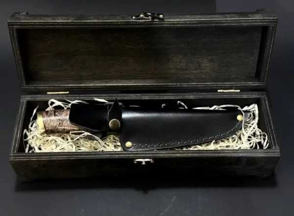 Мисливський кухонний ніж "Герб України"  | Оригінальний подарунок