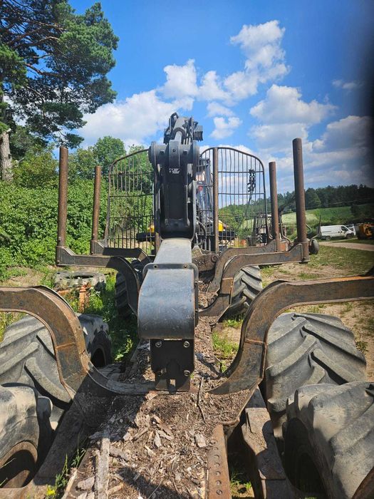 Używany Forwarder PONSSE Buffalo 2012r. żuraw K90M+