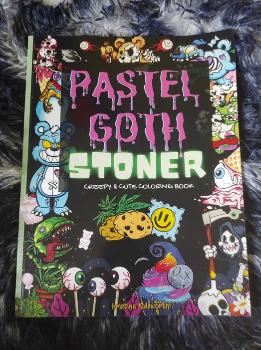 Kolorowanka pastel goth stoner dla dorosłych