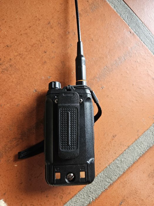 Rádio UHF/VHF Baofeng UV-16 ideal bombeiros
