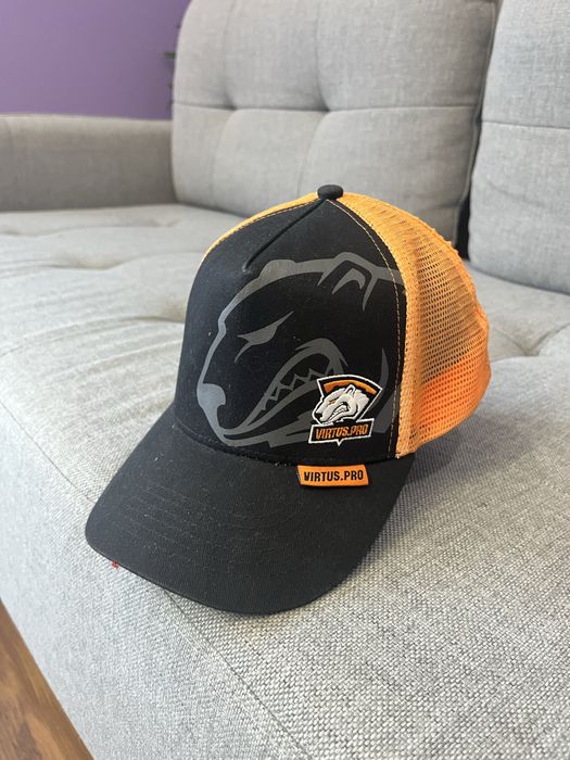 Czapka Virtus.Pro kolekcjonerska