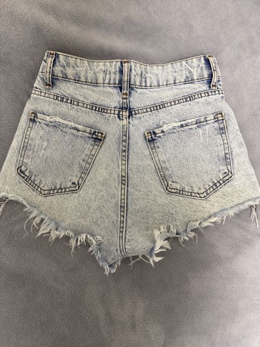 Шорти джинсові ,короткі ,молодіжні