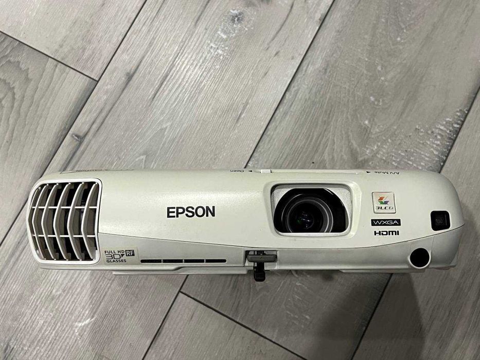 Проектор Epson EB-W16