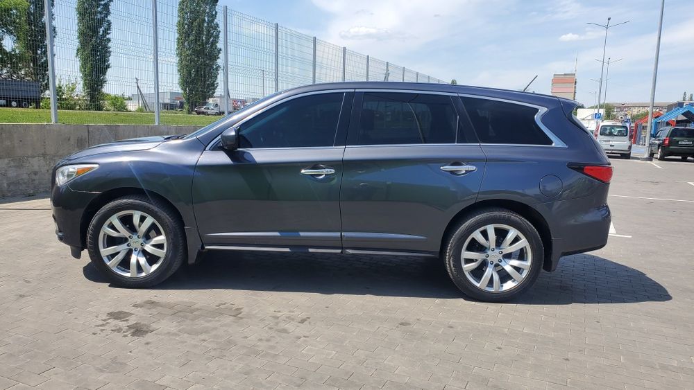 Инфинити QX 60 2013 г 4х4, 7 мест  Макс. Компл,бизнес класс
