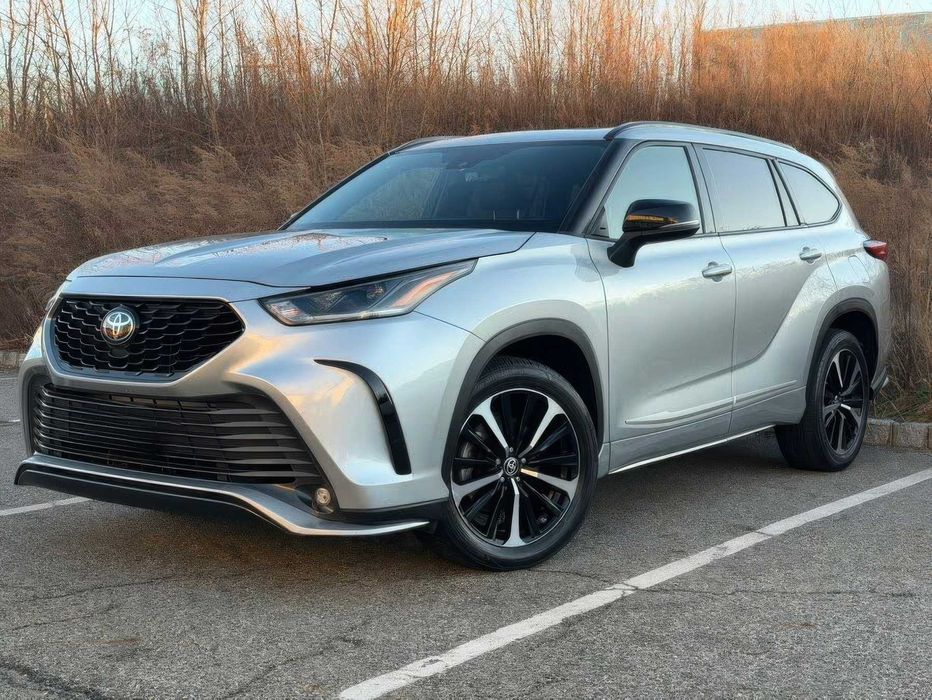 Toyota Highlander XSE      2021