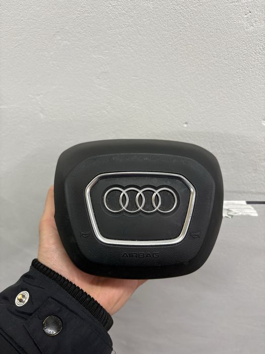 Продам подушку безпеки Audi Q7 4m