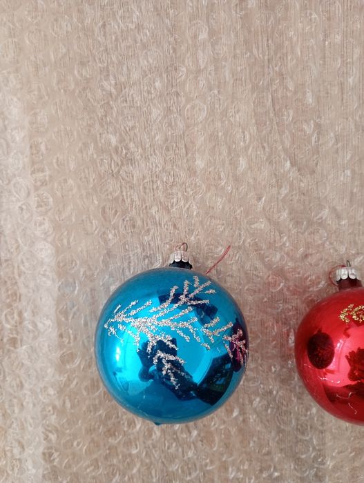 Bombki z okresu PRL 2 sztuki