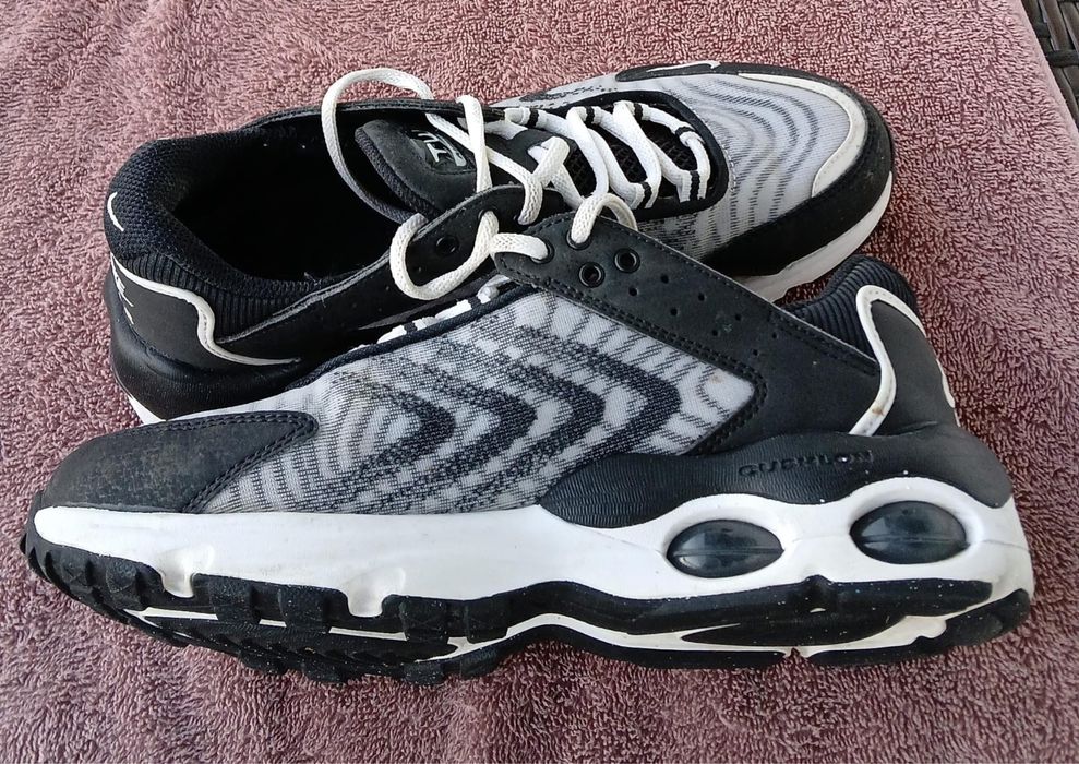 Sneakersy Nike Air Max TW