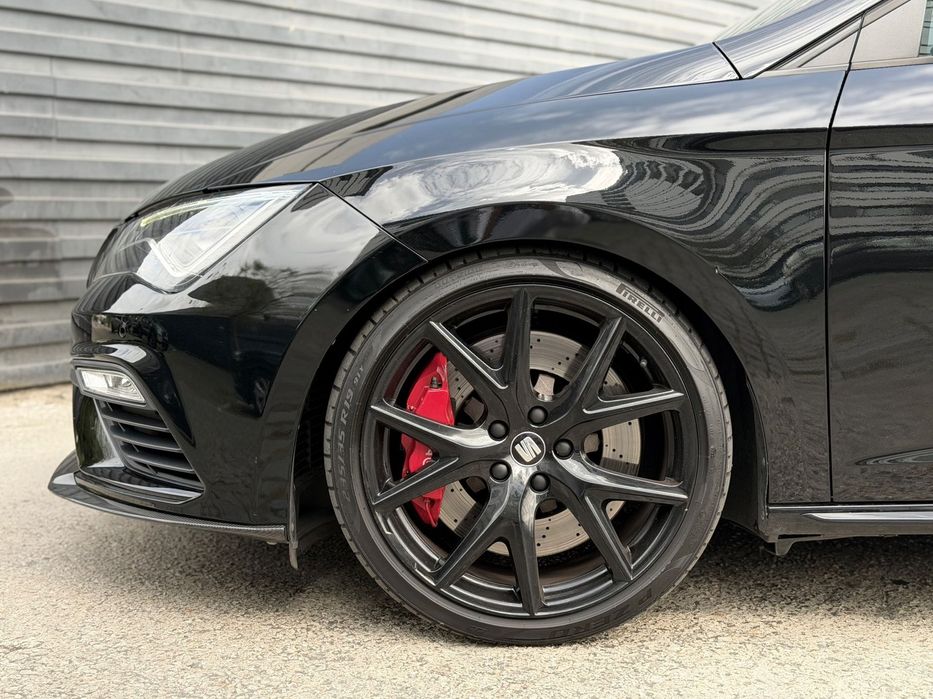 SEAT Leon ST 2.0 TSI S&S 4Drive DSG Cupra 300 Edition Carbon