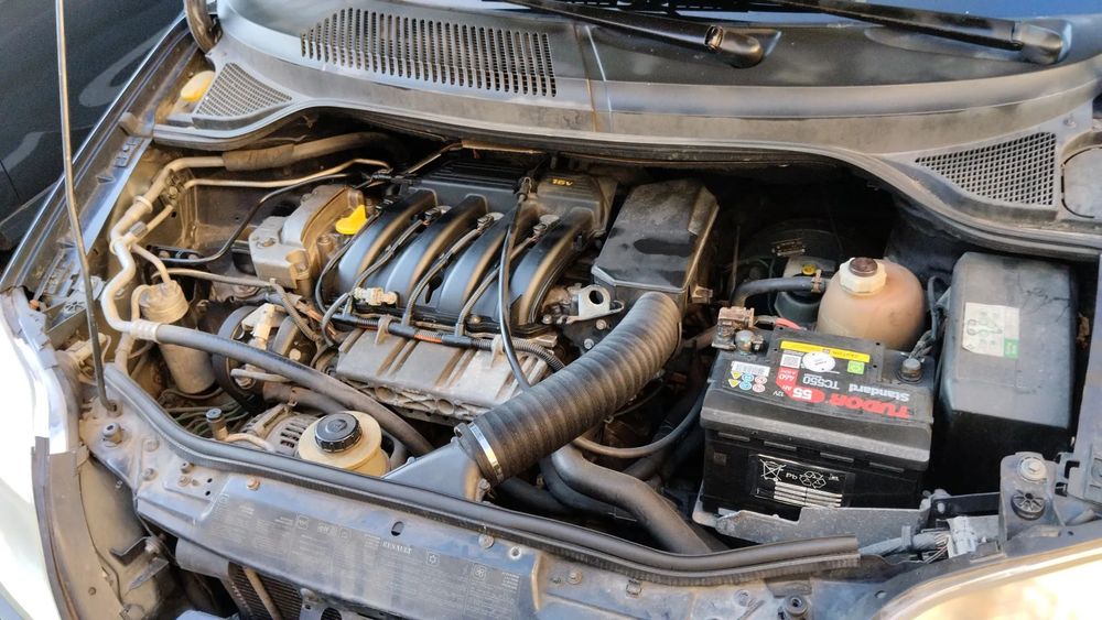 Renault Mégane Scénic 1.4 16V RT