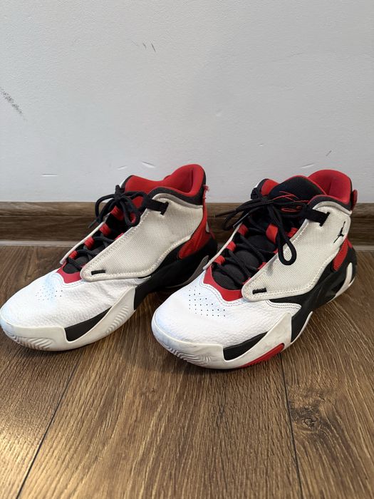 Buty JORDAN MAX AURA 4 rozm.38